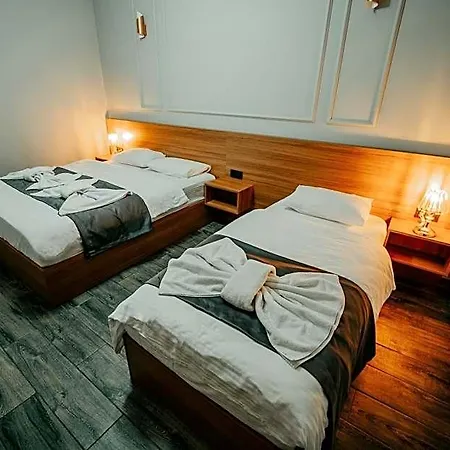 Grand Quars Hotell 4*