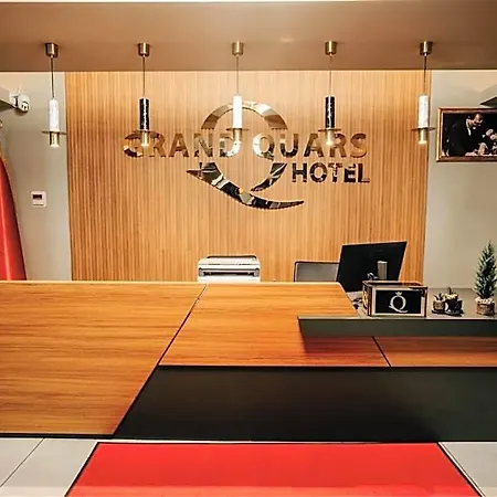 Hotell Grand Quars